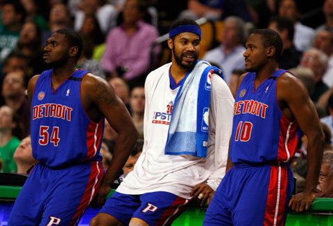 马健：湖人再怎么输也掉不到西部第六 稳稳当当恢复健康才是上策