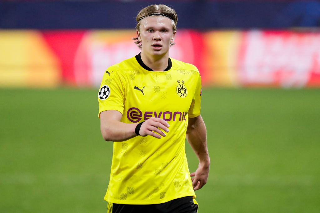 篮不住嘴 ｜ 黎伊扬袭裆险酿冲突 联赛提升形象就该从这些动作开始＂