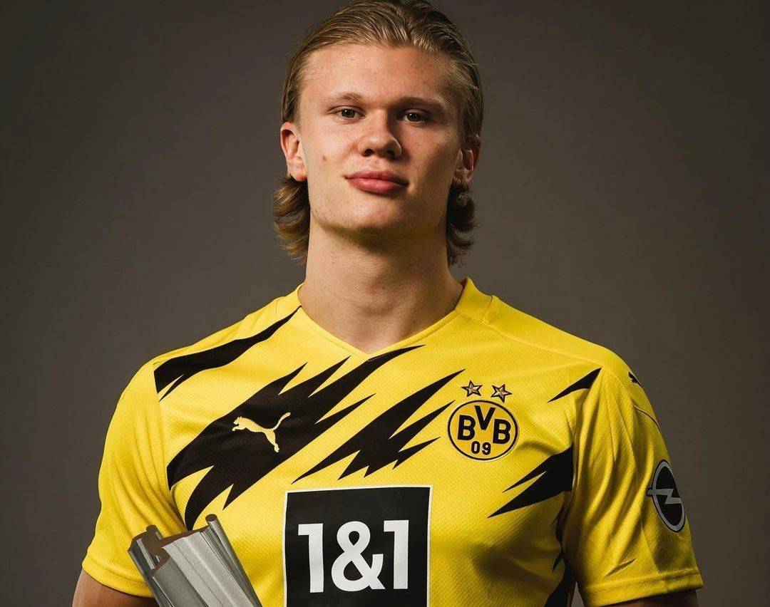 字母哥1断1帽拒绝湖人逆转，詹皇准三双成空砍，东契奇25中8致命6犯离场